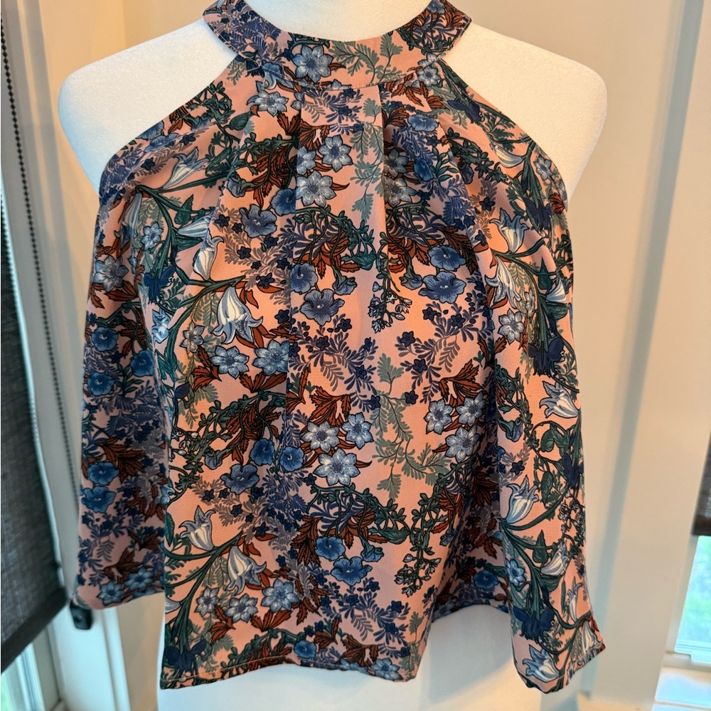 Love Zoe from Nordstrom BP Cropped Halter. Size XS